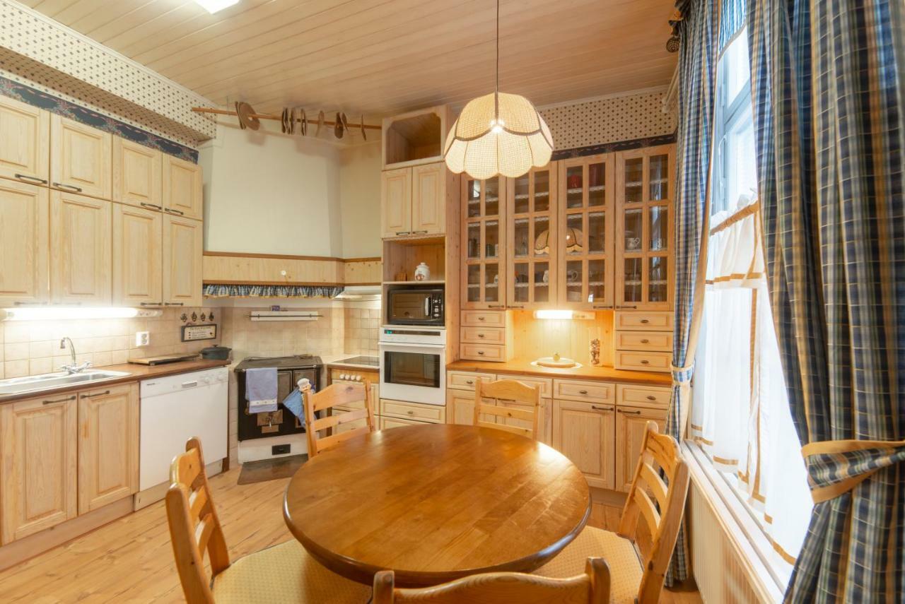 Wanha Kartano Hotel Кокола Екстериор снимка